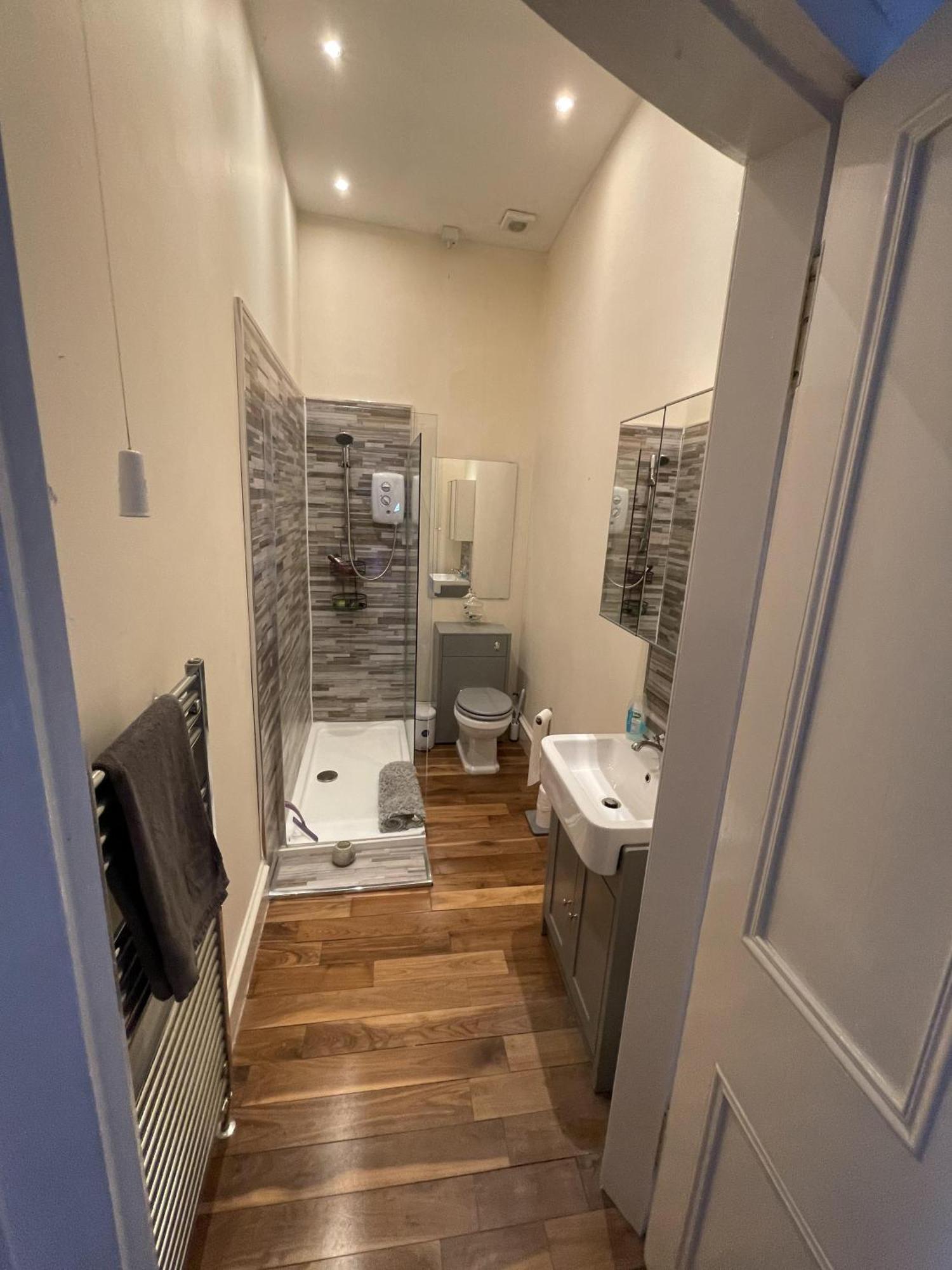 Charming 2-Bedroom Apartment Located In Ayr Exteriör bild